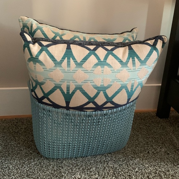 NWOT Throw Pillows - Picture 3 of 11